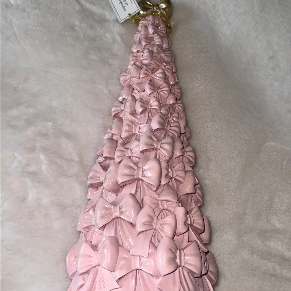 NEW Cupcakes & Cashmere Pink Bow  Tree
